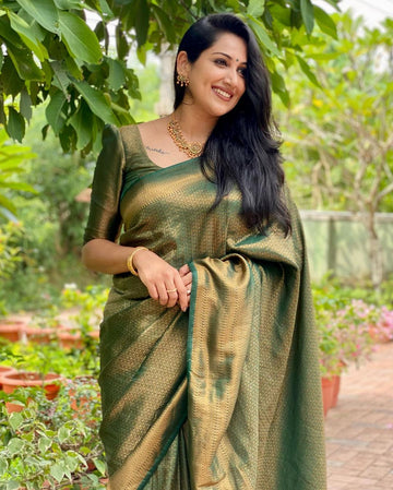 Light Green Pure Soft Silk Saree With Confounding Blouse Piece