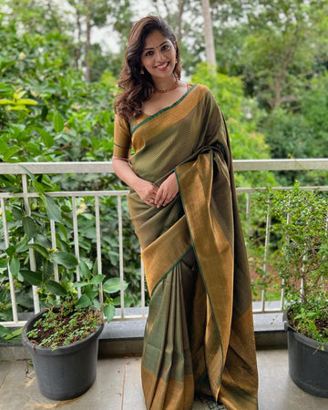 Light Green Pure Soft Silk Saree With Confounding Blouse Piece