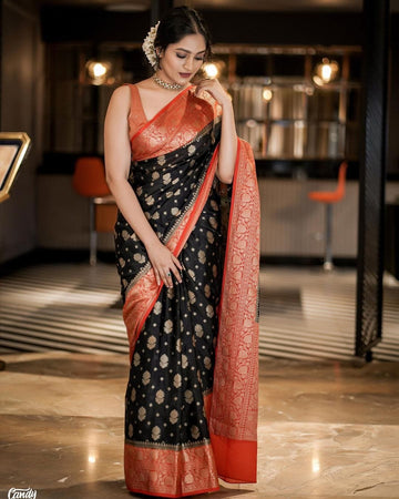 Black Pure Soft Silk Saree With Twirling Blouse Piece