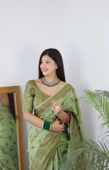 Mint Green Pure Soft Cotton Saree With Twirling Blouse Piece