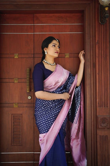 Snazzy Blue Pure Soft Silk Saree With Confounding Blouse Piece