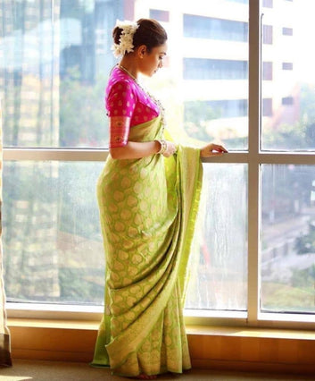 Green Pure Soft Kota Silk Saree With Lovely Blouse Piece