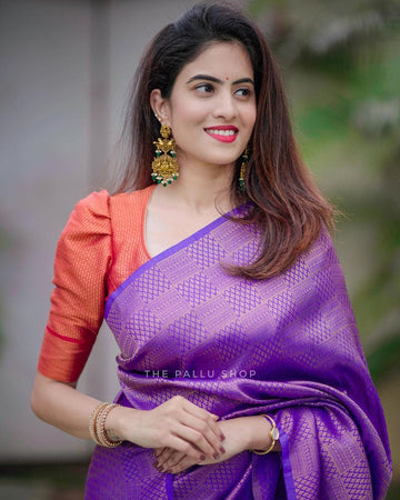 Violet Pure Soft Silk Saree With Twirling Blouse Piece
