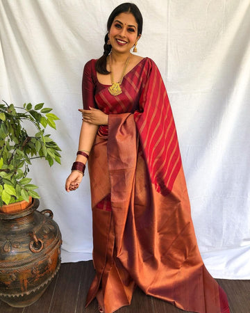 Maroon Pure Soft Silk Saree With Twirling Blouse Piece
