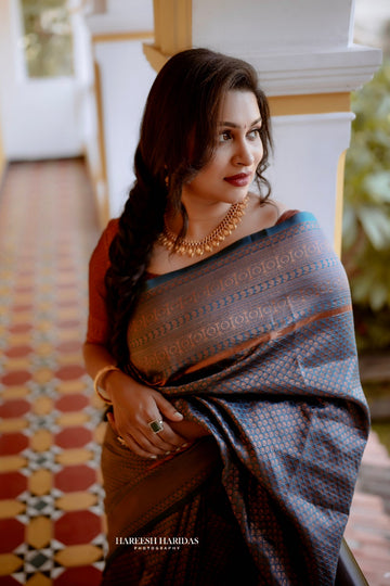 Dark Firozi Saree With Maroon Combination Comes With Attached Blouse