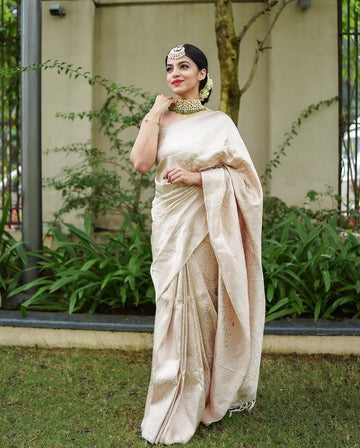 Staring Off White Pure Soft Silk Saree With Tempting Blouse Piece