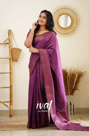 Mgenta Pure Soft Silk Saree With Moiety Blouse Piece