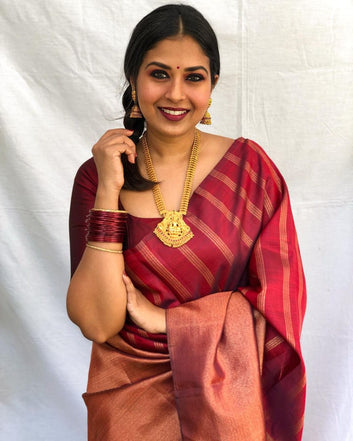 Maroon Pure Soft Silk Saree With Twirling Blouse Piece