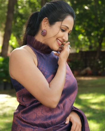 Symmetrical Blue Pure Soft Silk Saree With Engrossing Blouse Piece