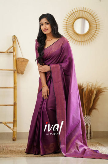 Mgenta Pure Soft Silk Saree With Moiety Blouse Piece