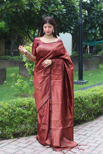 Maroon Pure Soft Silk Saree With Confounding Blouse Piece