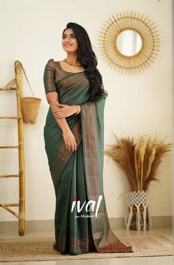 Green Pure Soft Silk Saree With Moiety Blouse Piece
