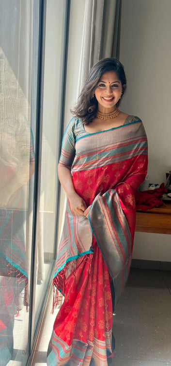 Maroon Soft Silk Saree Weaved With Copper Zari With Imbrication Blouse Piece