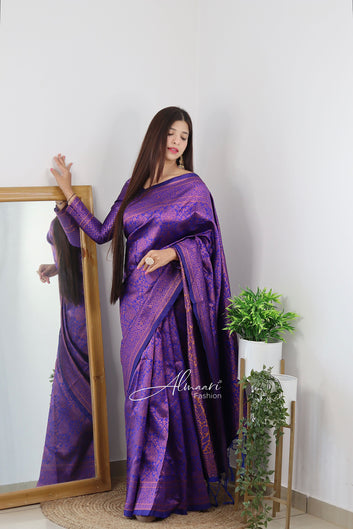 Violet Pure Soft Silk Saree With Tempting Heavy Brocade Blouse Piece