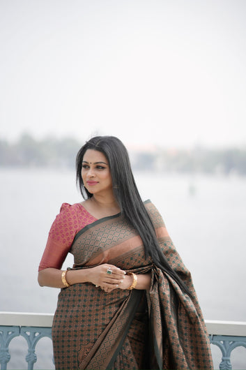 Dark Green Pure Soft Silk Saree With Moiety Blouse Piece