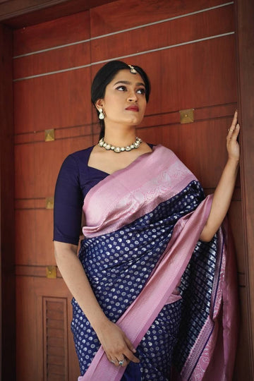 Snazzy Blue Pure Soft Silk Saree With Confounding Blouse Piece